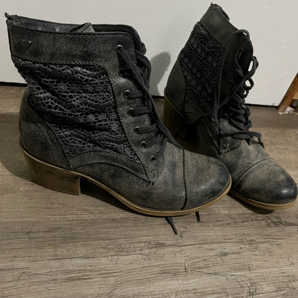 Roxy lace up boots